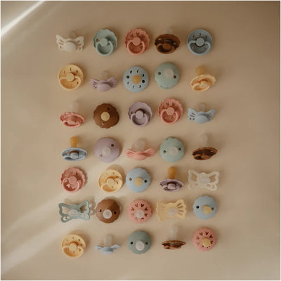 Kit De Chupetas Anatômicas Butterfly Mushie 0-6M Cream E Blush - Uma Adição Perfeita